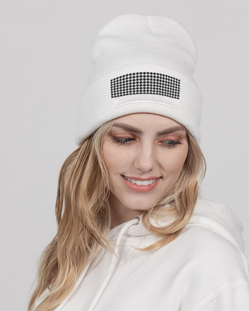 V Legend NYC Stylist Solid Knit Beanie | Sportsman