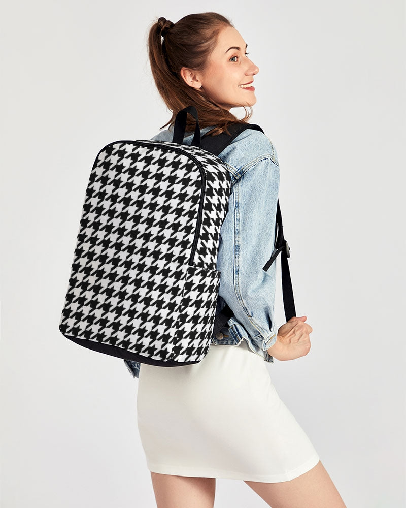V Legend NYC Stylist Back To Basics School Backpack