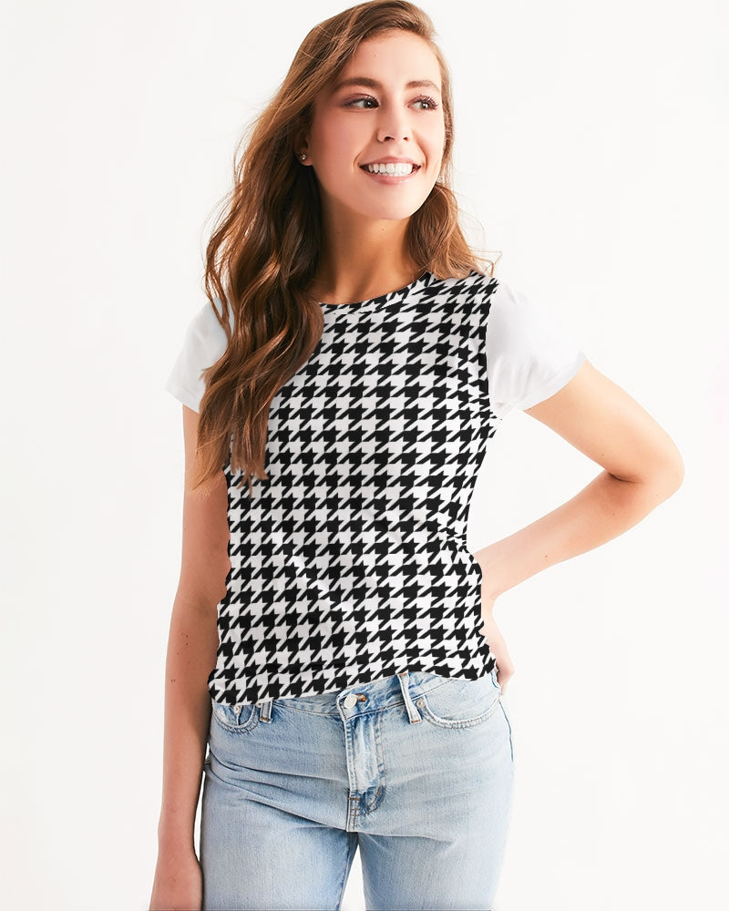 V Legend NYC Stylist Women's Tee
