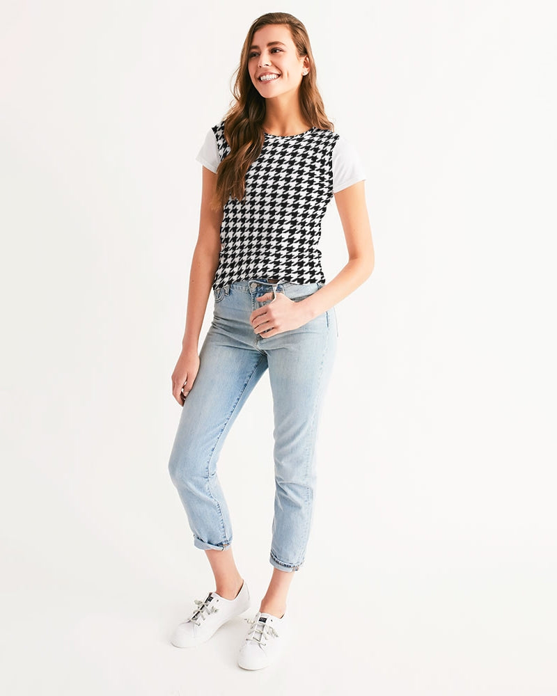 V Legend NYC Stylist Women's Tee