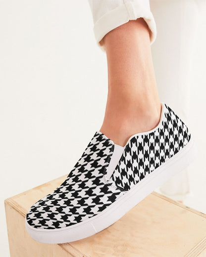 NYC Stylist  Women's Slip-On Canvas Shoe