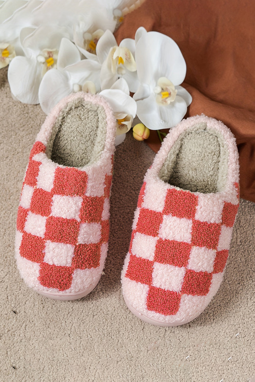 V Legend Checkered Print Fuzzy Slip On Winter Slippers